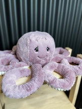 Upload image to gallery, Octalie peluche en pieuvre de couleur lilas lourde et sensorielle