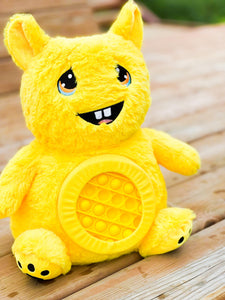 Evy Pop la peluche lourde sensorielle avec Pop it